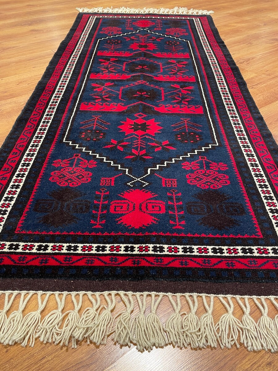 Yağcıbedir El Dokuma Halı