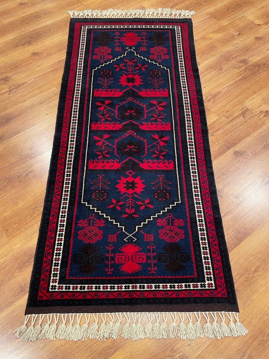 Yağcıbedir El Dokuma Halı