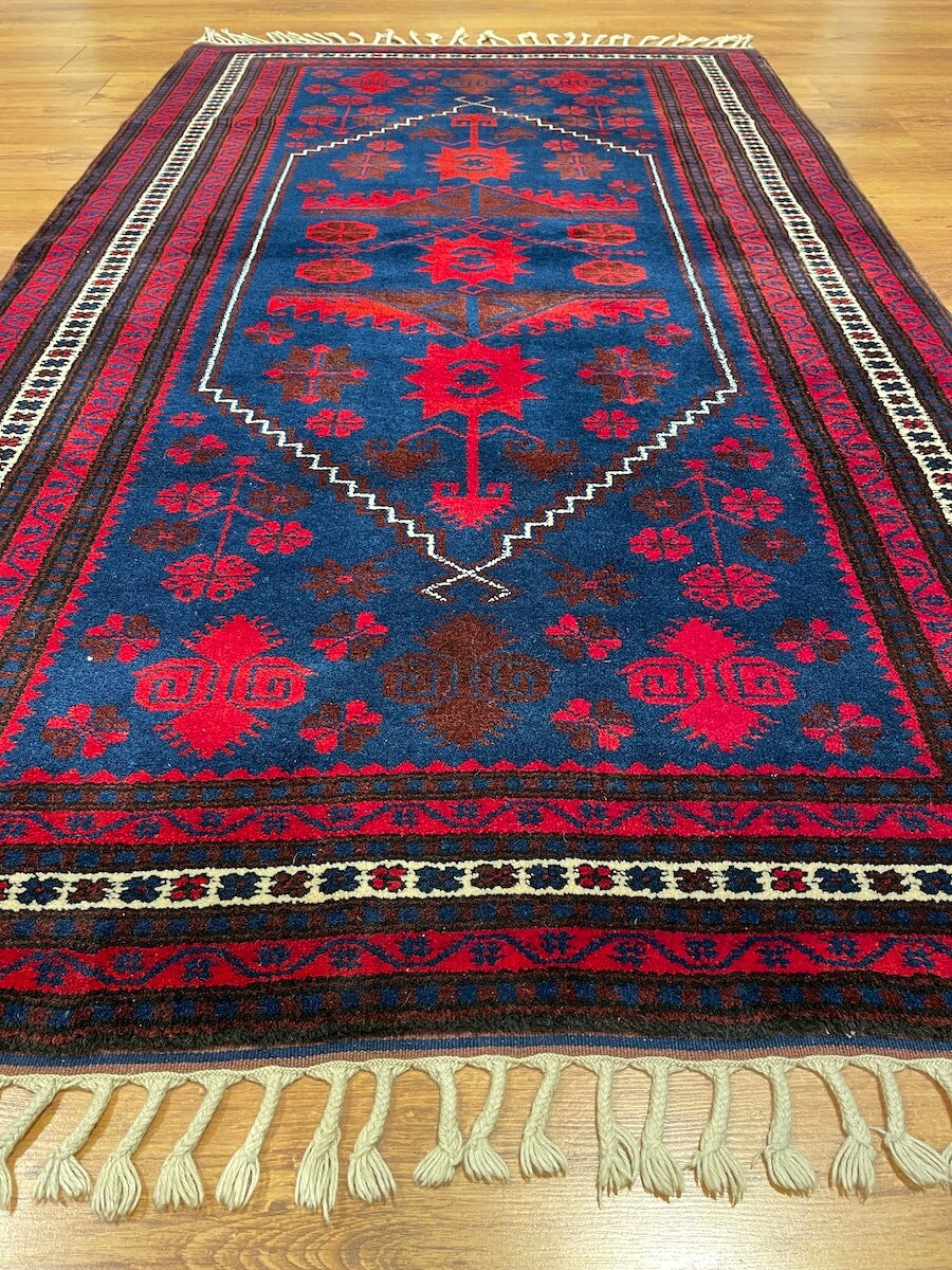 Yağcıbedir El Dokuma Halı