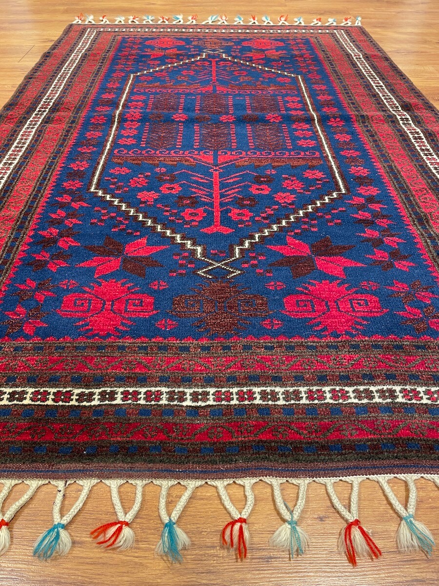 Yağcıbedir El Dokuma Halı