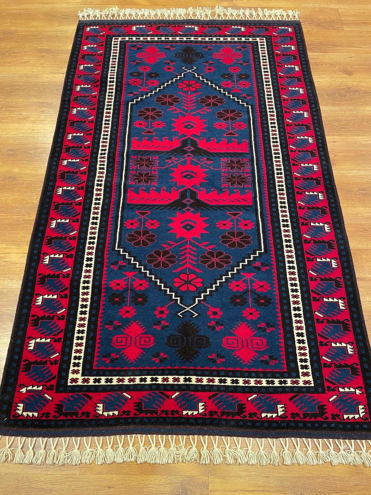 Yağcıbedir El Dokuma Halı