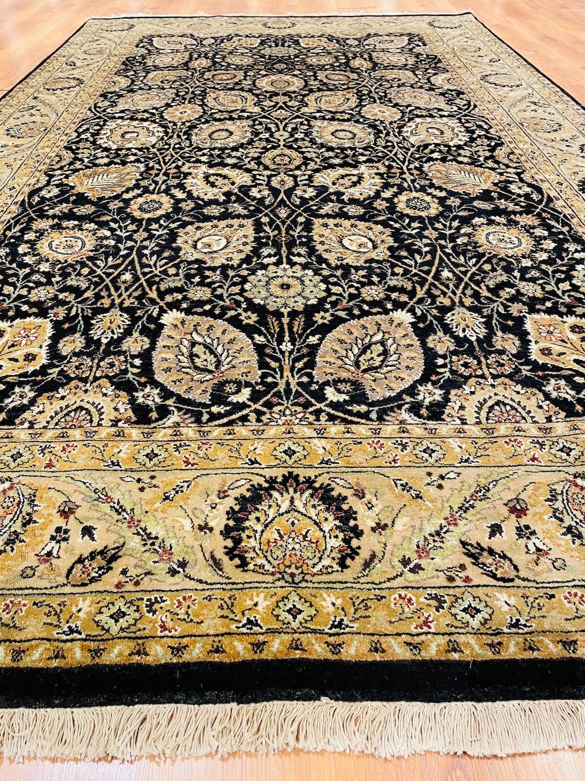 Ziegler Uşak El Dokuma Halı